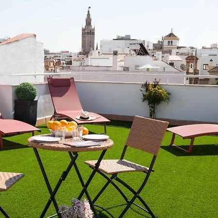 Isg Apartments Downtown Family Haven Free Parking Spot Seville Exterior photo