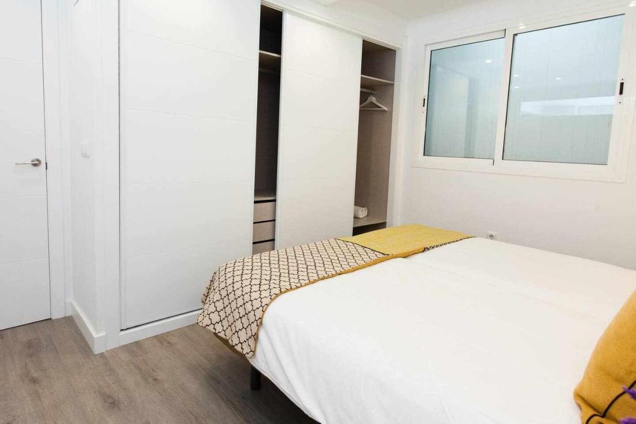 Isg Apartments Downtown Family Haven Free Parking Spot Seville Exterior photo