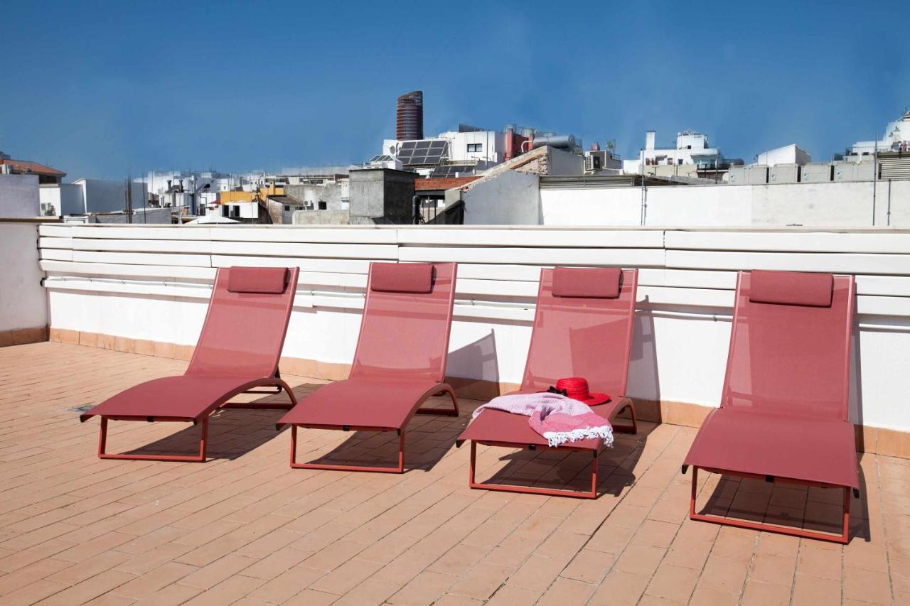 Isg Apartments Downtown Family Haven Free Parking Spot Seville Exterior photo